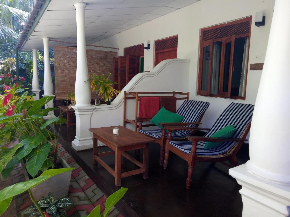 Sansala Guesthouse & Restaurant تانجالي المظهر الخارجي الصورة