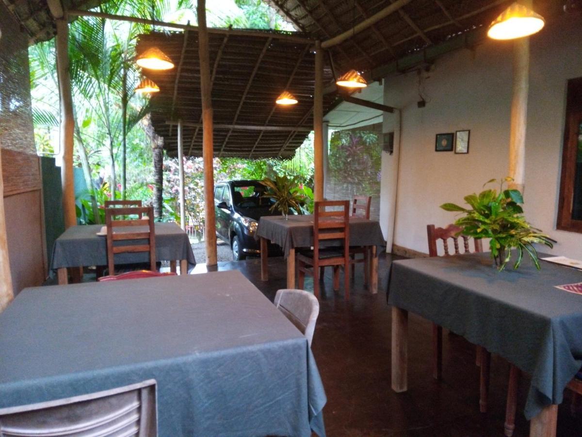 Sansala Guesthouse & Restaurant تانجالي المظهر الخارجي الصورة