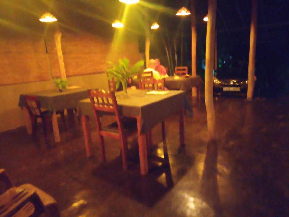 Sansala Guesthouse & Restaurant تانجالي المظهر الخارجي الصورة