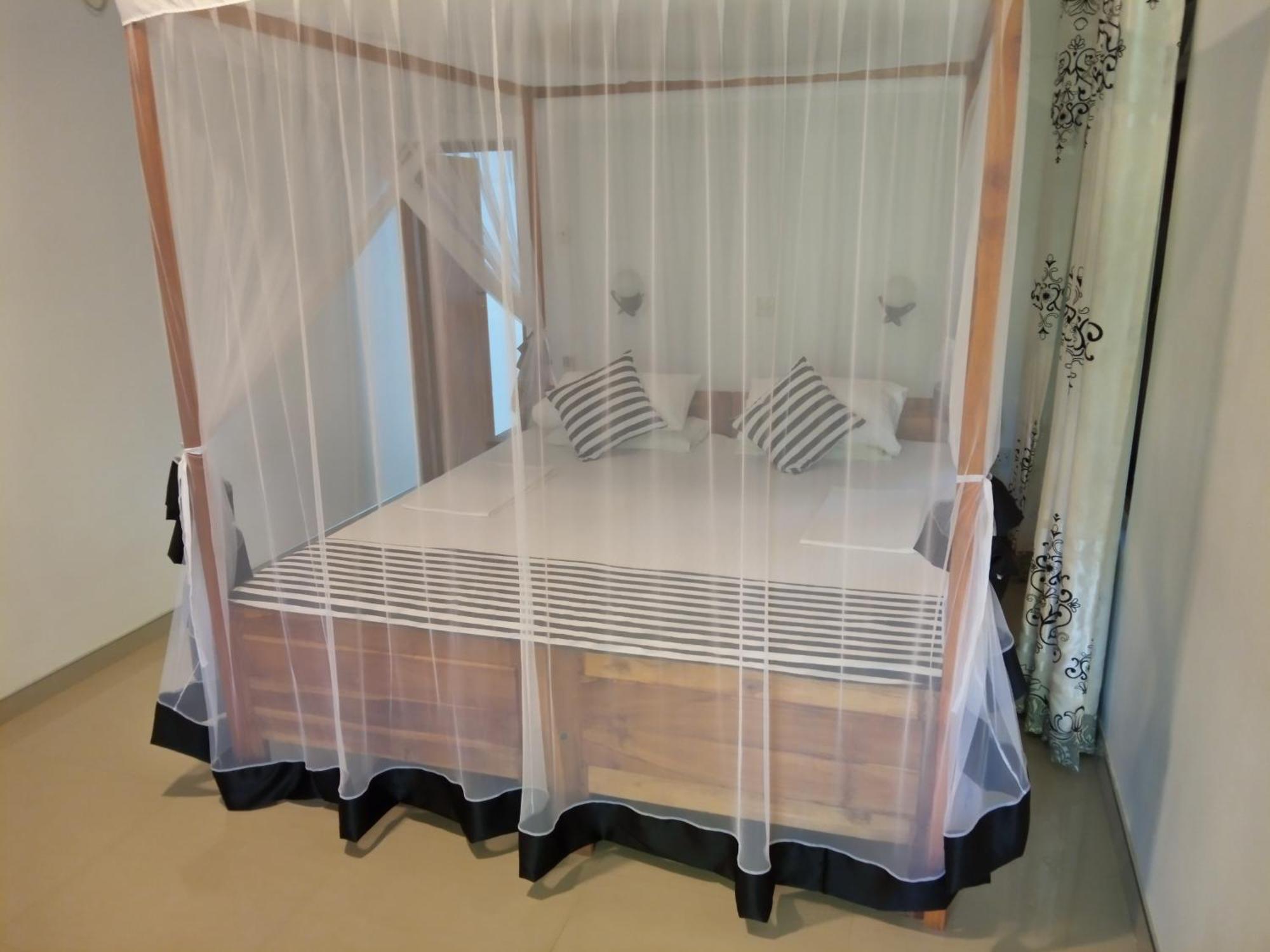 Sansala Guesthouse & Restaurant تانجالي الغرفة الصورة
