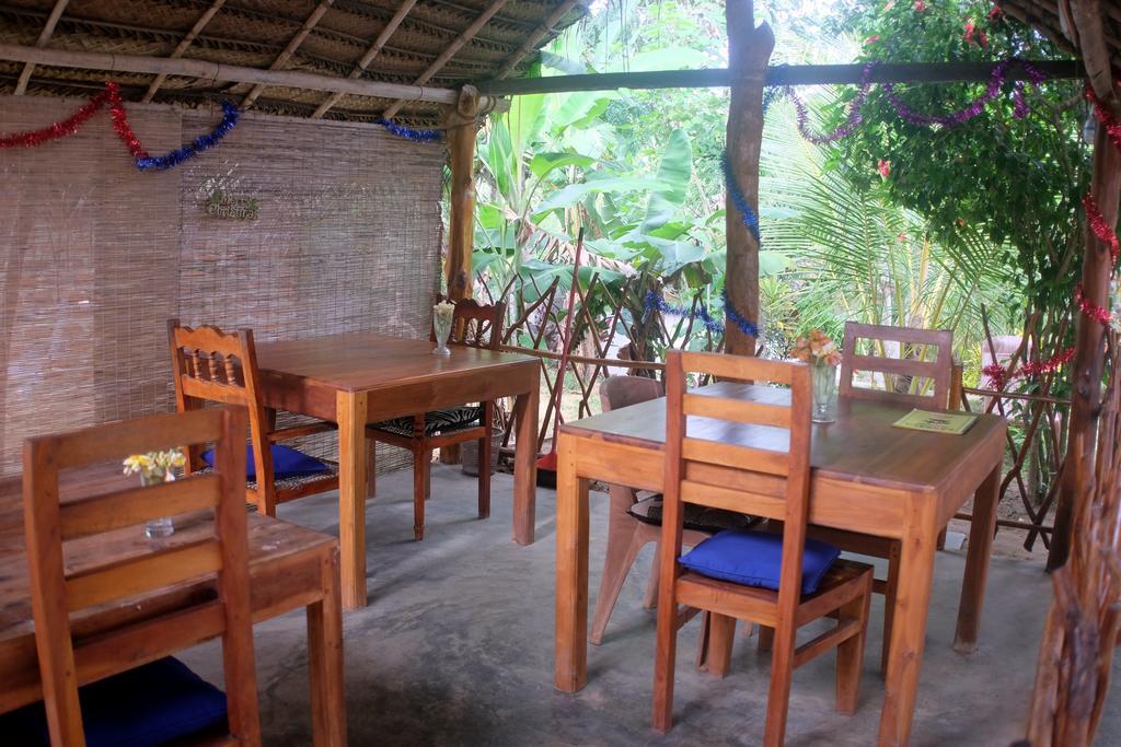 Sansala Guesthouse & Restaurant تانجالي المظهر الخارجي الصورة